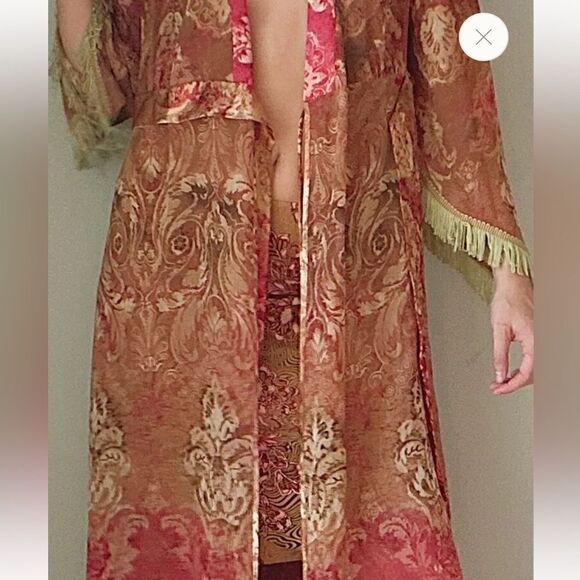 1990’s burgundy printed fridge front tie robe with matching nightgown - Picture 3 of 13